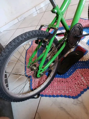 Bicicleta aro 20 monark mais detalhes *