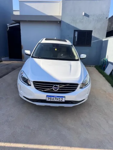 Volvo XC 60 T-5 Momentum 2.0 245cv FWD 5P 2017