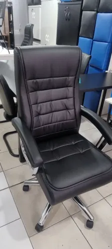 Cadeira luxo ,mola ensacada