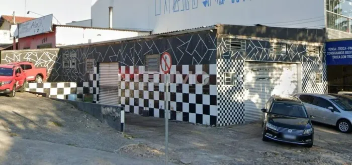 Prédio à venda em Valinhos, Vila Santana, com 275 m²