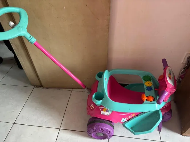 carrinho infantil de passeio com empurrador (alça),