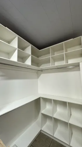 Prateleira em MDF para loja