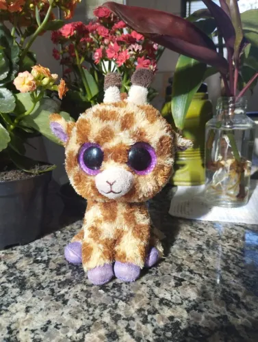 Beanie boo girafa pelúcia usado