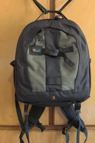 MOCHILA FOTOGRAFICA LOWEPRO PRO RUNNER 200AW