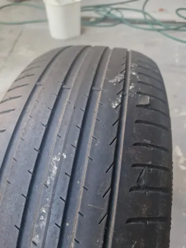 Vendo 1 Pneu PIRELLI P7 205/55r17