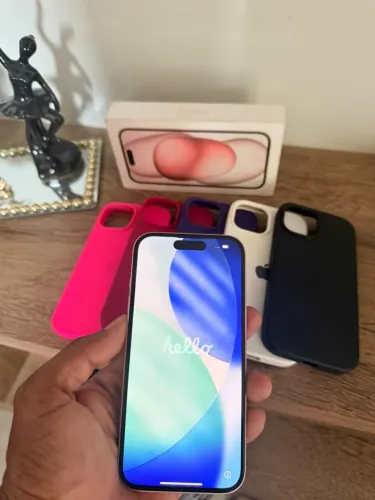 iPhone 15 128 GB ROSA, Bem conservado, sem arranhões, bateria 90%.