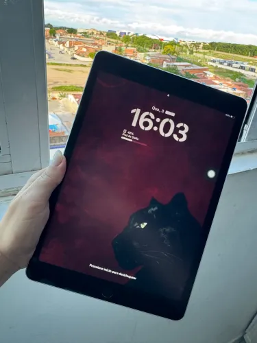 iPad 9 64g com caixa 