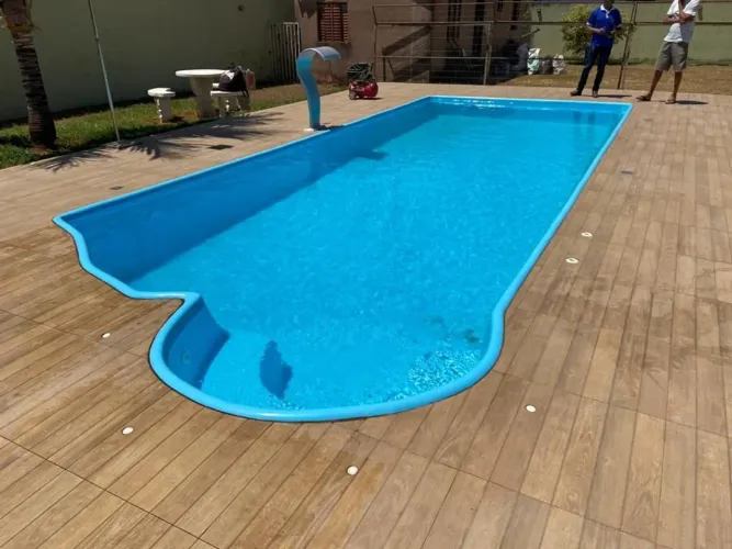Piscina aquecida com 9 mts com hidráulico incluso