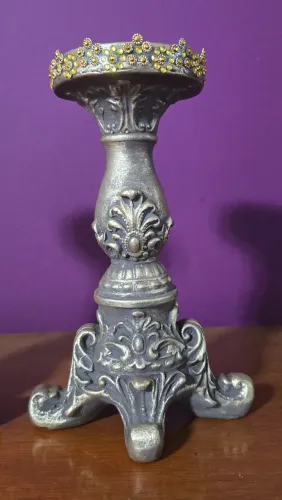 Castiçal Ouro velho em gesso