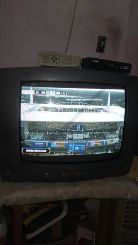 Tv filipis 20 polegadas com conversor