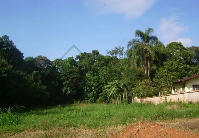 TERRENO NO SANTO ANTÔNIO | 1.215,70 M2 | GABARITO 25 M