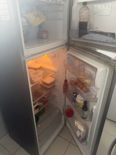 Vendo geladeira cônsul