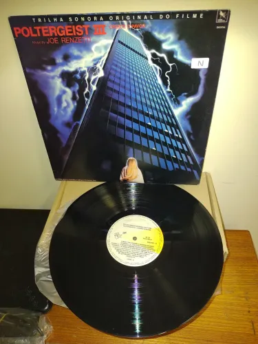 LP Disco de vinil Poltergaist 3 Trilha de Filme, original, bom estado.