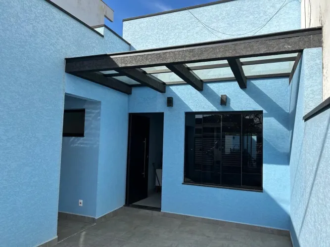 Casa nova à venda em Piracaia 