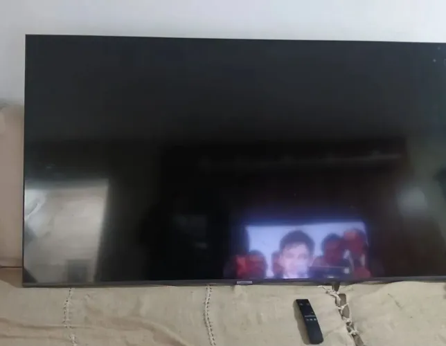 Vendo TV Samsung 55 pra ageita ou retirada de peças valor do concerto 500 reais