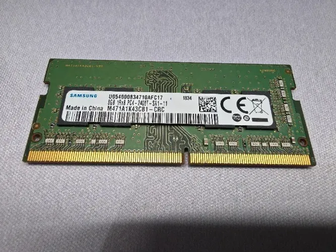 Memória RAM Samsung 8GB DDR4 2400MHz Notebook