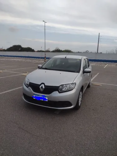 Renault Sandero Authentique Hi-flex 1.0 16V 5P 2026