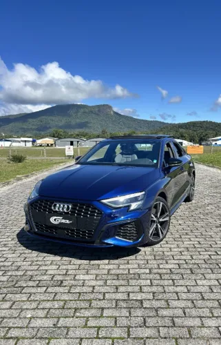Audi A3 Sedan S-line 2.0 TFSI S-tronic 2023