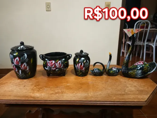 Conjunto Vintage de Cerâmica Pintada à Mão