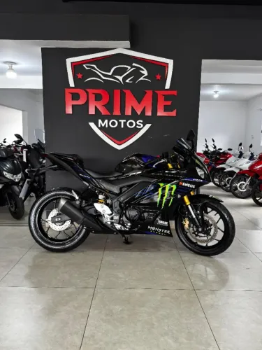 YAMAHA YZF R3 321 MONSTER