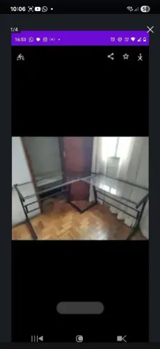 Ótima mesa para escritório ou computador.