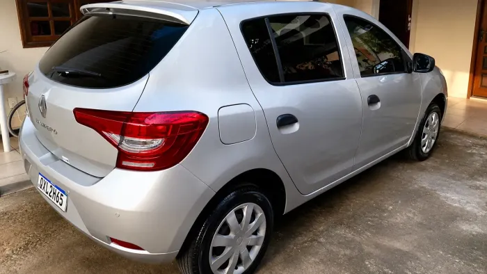 Renault Sandero Life Flex 1.0 12V 5P Mec. 2021
