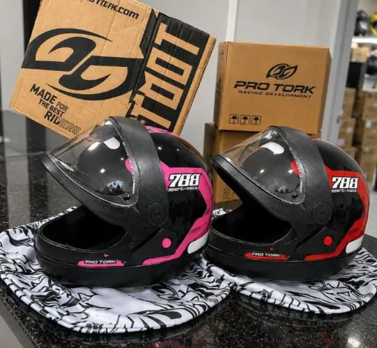 Capacete Pro Tork Sport Fechado Masculino/Feminino Viseira Policarbonato