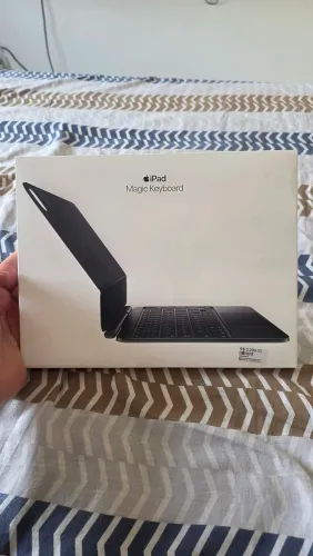 Capa teclado original Apple iPad M4/M5 11"