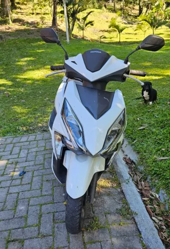 Honda Elite , pouco uso.