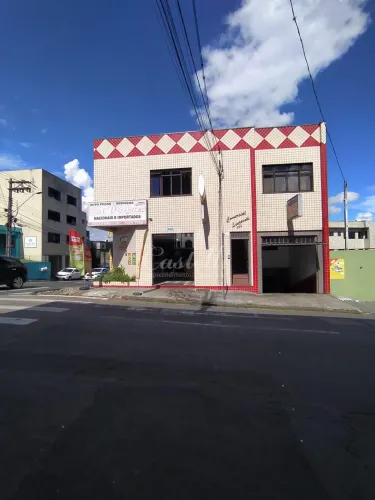 Excelente sala comercial para alugar no Centro de Ponta Grossa.
