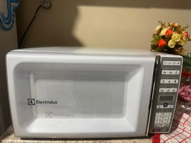 Forno microondas 34 L 220 v Electrolux Branco