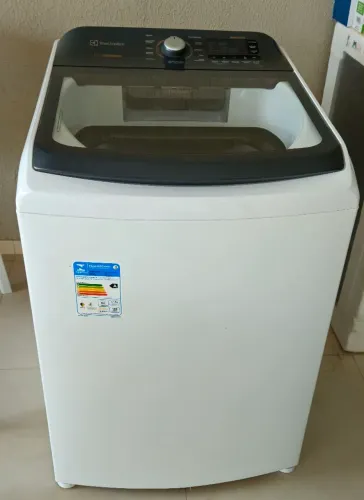 Vendo maquina de lavar electrolux 17kg  premium care com cesto inox e jet&clean