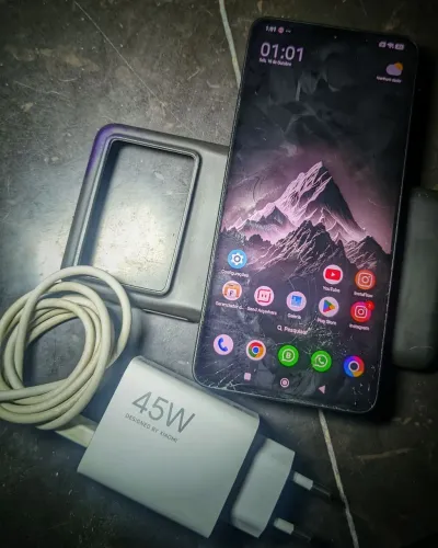 XIAOMI POCO X6 PRO 12/512GB ( TELA TRINCADA)