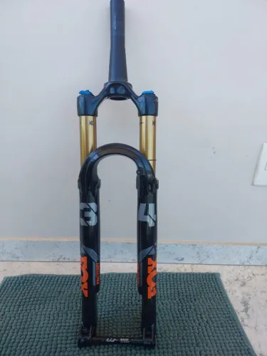 Suspensão Fox Factory 34 Step-Cast Kashima