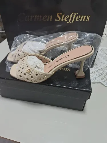 Tamanco - Carmen Steffens