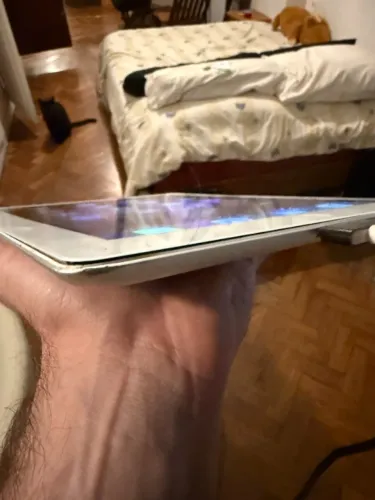 iPad Apple A1430 16GB com defeito para conserto ou peças
