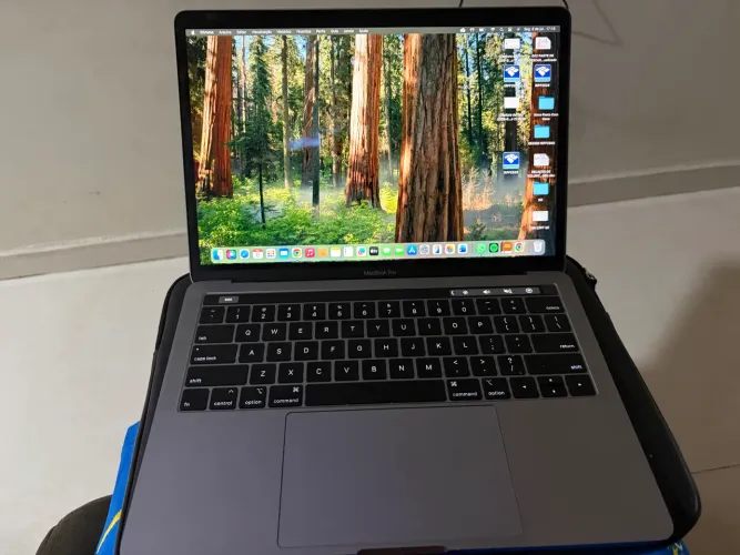 Macbook Pro 2019 TuchBar