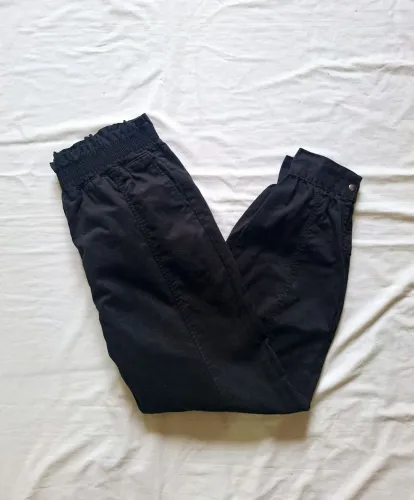 Calça preta jogger 