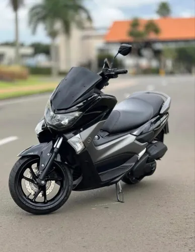 NMAX 2020 ÚNICA DONA