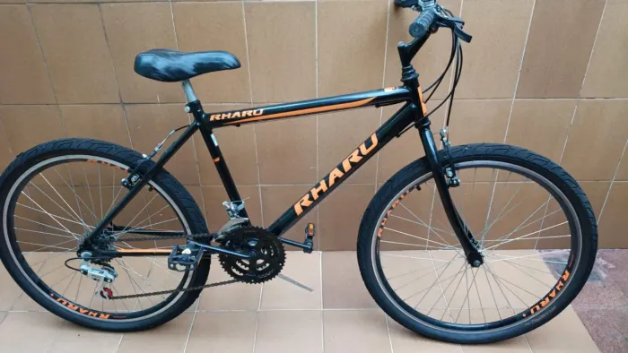 Bicicleta aro 26 Rharu - Preta e Laranja