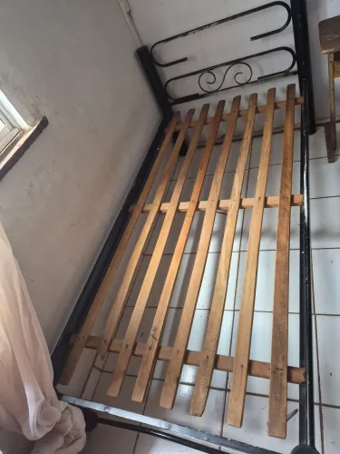 Cama de solteiro