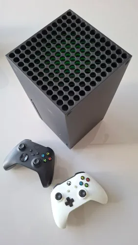 Xbox Series X 1TB 2 controles Digital Edition
