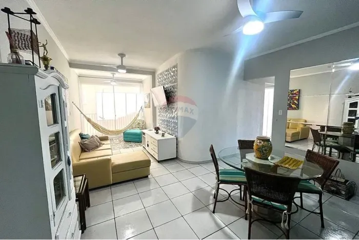 Apartamento Mobiliado com Varanda na Praia do Tombo 3 Quartos (1 Suíte) | Guarujá/SP