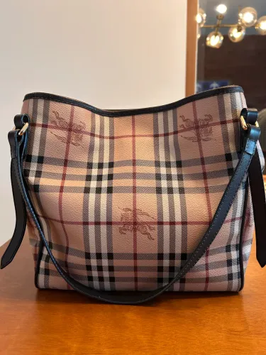 Bolsa Burberry original!