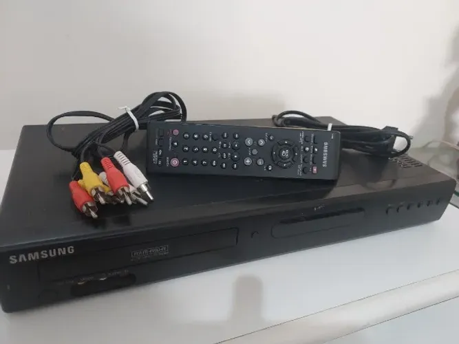 Gravador E Reprodutor de DVD Samsung R170