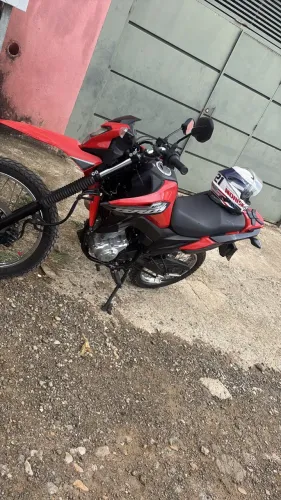 Fan 160 2025 bros vermelha, 8000km rodado unico dono, 22,500$ valor 