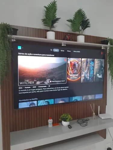 TV QLED 4K 55 P..120 HZ..NOVA CM NOTA FICAL..e garantia mais painel novo ..