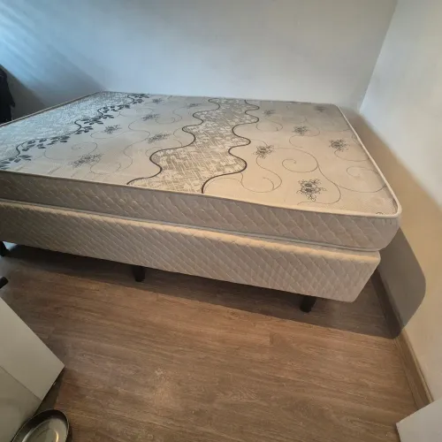Cama de casal - colchão e base box