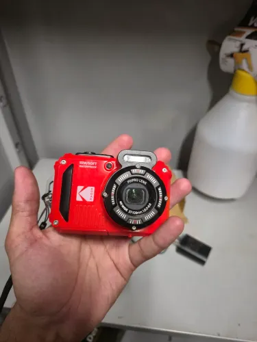 KODAK WPZ2 NOVA, NUNCA USADA!!! VERMELHA