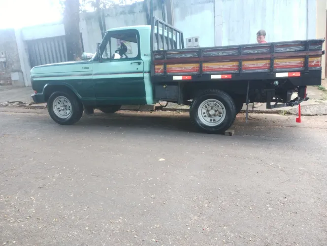 Ford F-100 2.3 1984